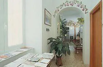 Hotel I Fiori Di Napoli B And B